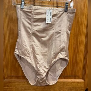 NWT Avenue Body Hi-Waist Shaper Panty Briefs Nude/Beige Nylon/Lycra, Size 18-20